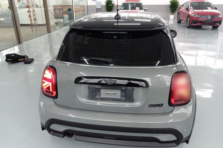 Used  MINI 2022 Updated 1.5T COOPER Artist
