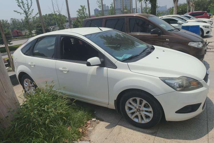 Used Ford Focus 2013 Hatchback Classic 1.8L Automatic Base Model
