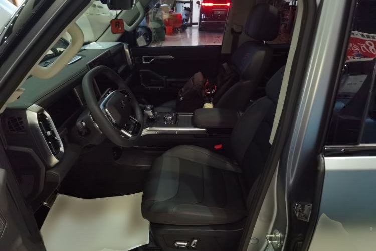 Used JETOUR Traveler 2023 2.0T All-Wheel-Drive CrossPRO