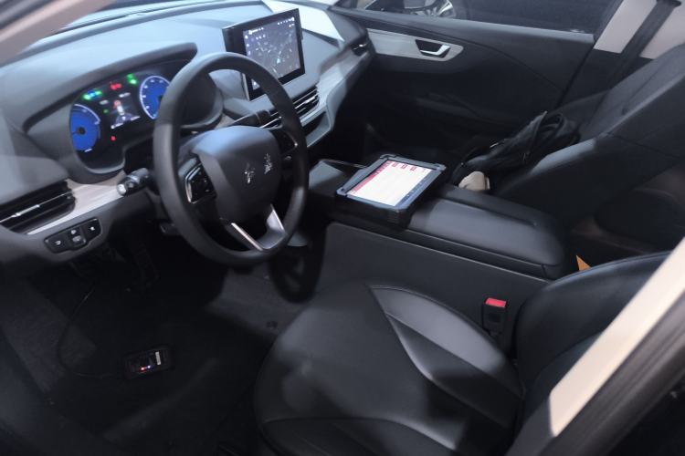 Used Hongqi E-QM5 2025 500km Range Commuter Version
