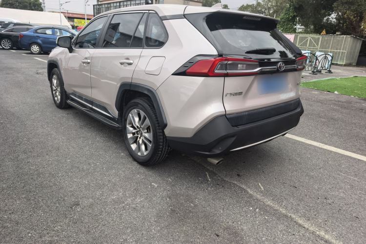 Used Toyota Wildlander 2021 2.0L CVT Two-Wheel Drive Luxury Edition
