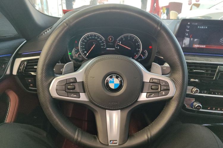 Used BMW 5 Series 2018 Restyled 530Li Leading Edition M Sport Package
