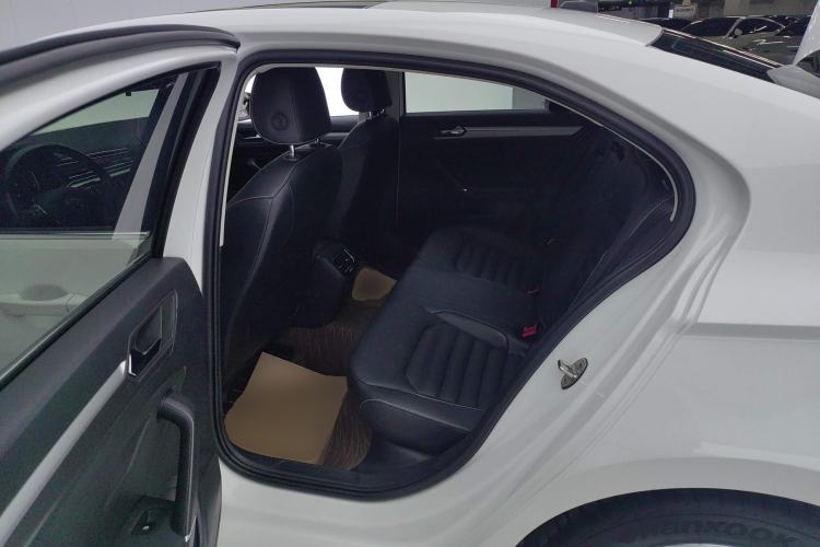 Used Volkswagen Lamando 2021 Revised Version 280TSI DSG Comfort Edition
