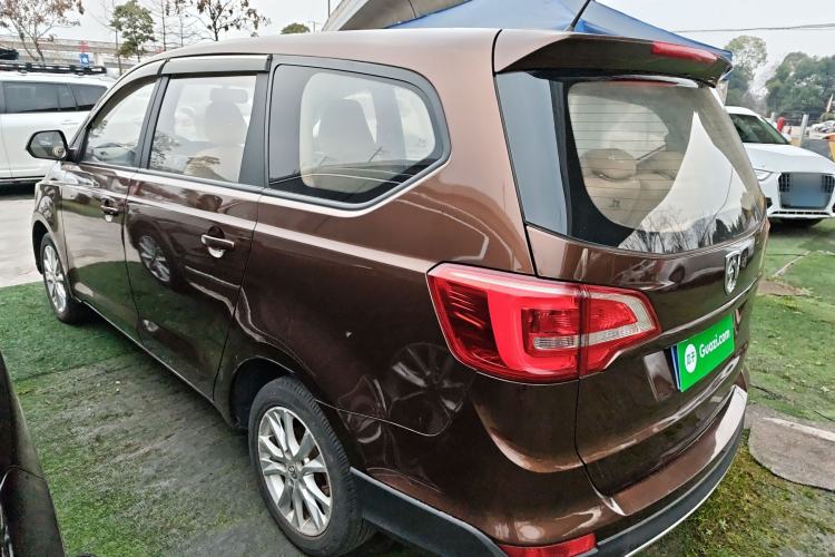 Used Baojun 730 2016 Revised 1.5L Manual Standard Version 7 Seats China V Emission Standard
