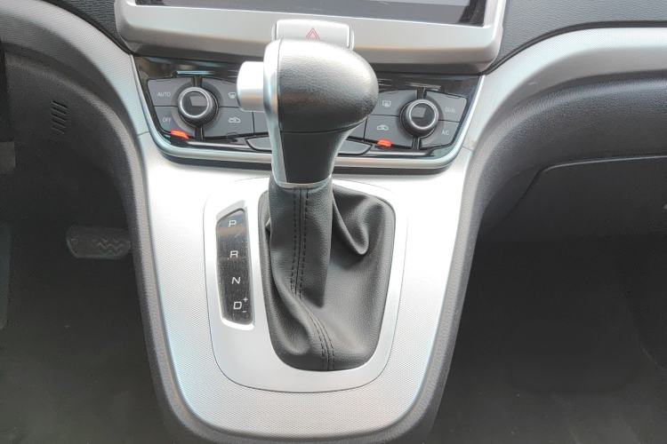 Used Haval M6 2019 1.5T DCT Two-Wheel Drive Value Edition China VI Standard
