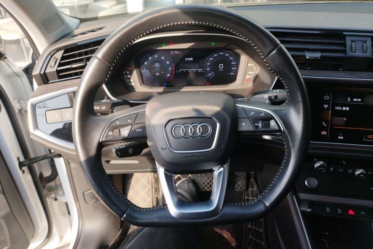 Used Audi Q3 2019 35 TFSI Fashion Dynamic Model