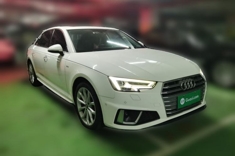 Used Audi A4L 2019 40 TFSI Fashion Edition China VI Emission Standard
