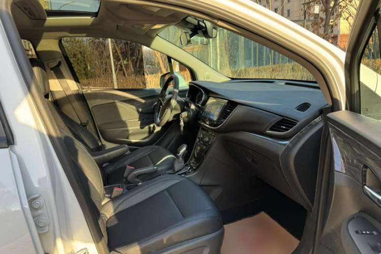 Used Buick Encore 2018 18T Automatic Two-Wheel Drive Urban Leading Model
