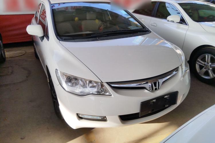 Used CIIMO CIIMO 2015 1.8L Automatic Comfort Edition