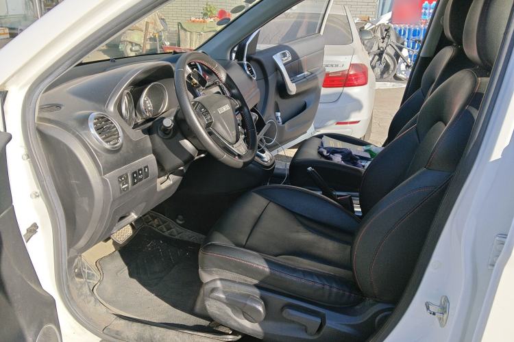 Used Haval H6 2016 Upgraded Model 1.5T Automatic Two-Wheel Drive Elite Version
