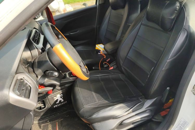 Used Peugeot 301 2014 1.6L Manual Comfort Edition
