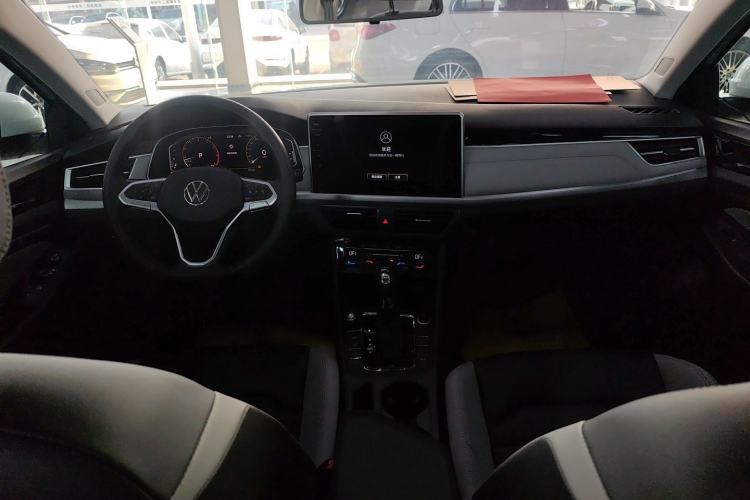 Used Volkswagen Bora 2023 300TSI DSG Prestige Edition
