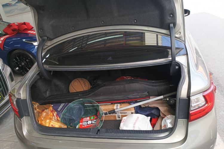 Used Lexus ES 2015 300h Comfort Edition
