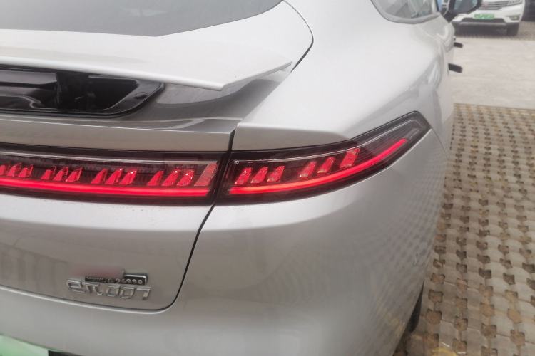 Used  eπ007 2025 Model Pure-Electric 565 All-Wheel-Drive Max Leading Edition