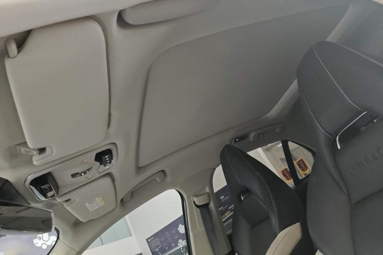 Used Lynk & Co 02 2022 2.0T DCT Shine Pro
