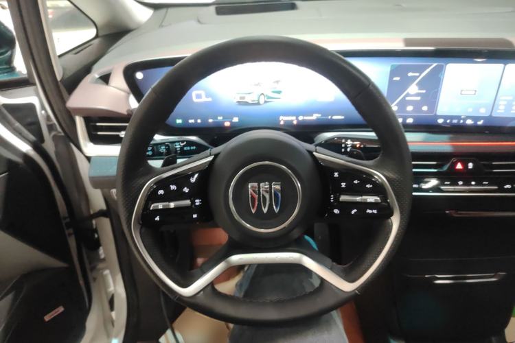 Used Buick Century 2023 2.0T Six-Seater Yinshi Edition
