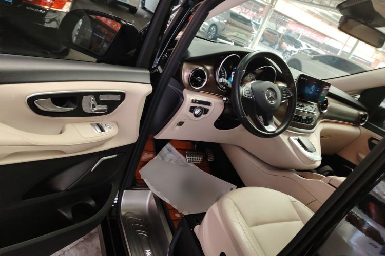 Used Mercedes-Benz V-Class 2020 V 260 L Long-wheelbase Luxury Edition