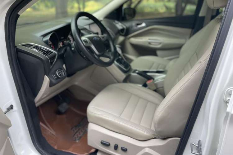 Used Ford Kuga 2013 2.0L GTDi Four-Wheel-Drive Elite Model
