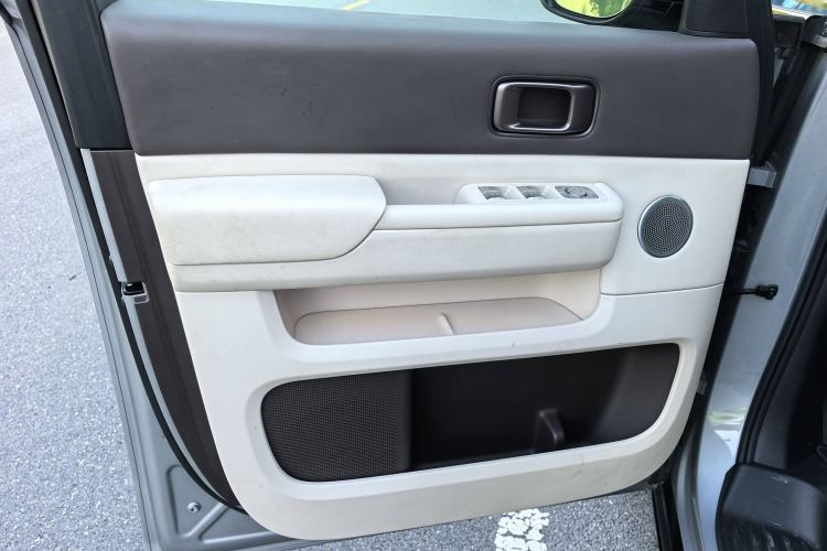 Used Li Auto MEGA 2024 Ultra Model
