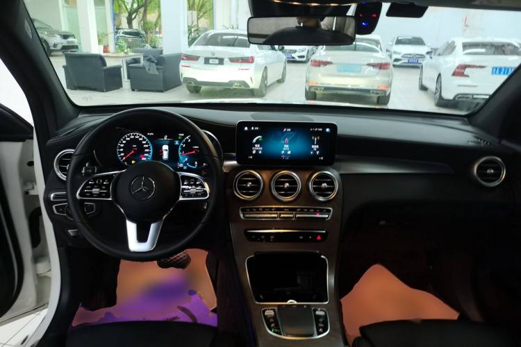 Used Mercedes-Benz GLC 2020 GLC 300 L 4MATIC Dynamic Edition
