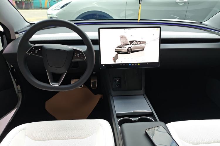 Used Tesla Model 3 2023 Long-Range All-Wheel-Drive Version
