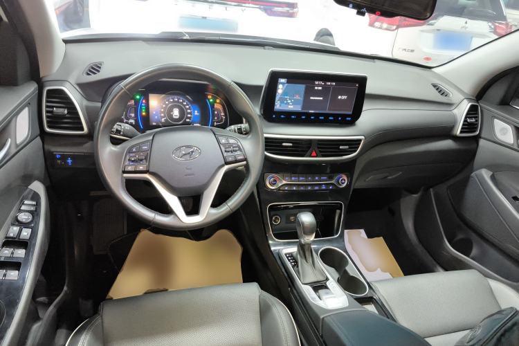 Used Hyundai Tucson 2020 280TGDi Two-Wheel-Drive GLS Smart Connectivity Version China VI Standard
