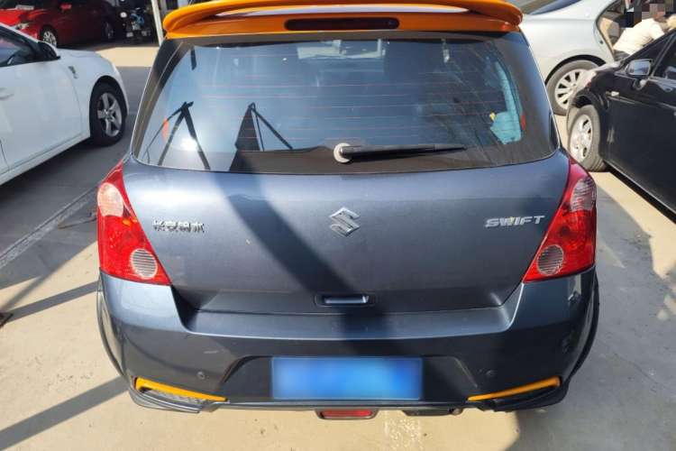 Used Suzuki Swift 2016 1.5L Automatic Fashionable Coolplay Edition
