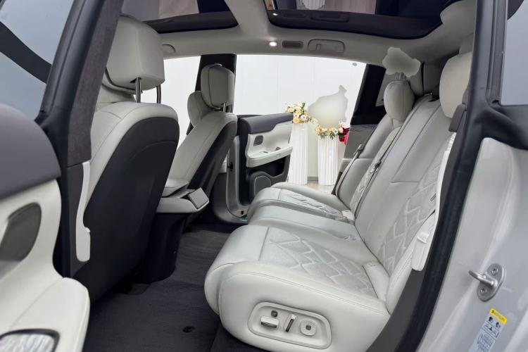 Used Nio ET7 2024 75 kWh Executive Edition
