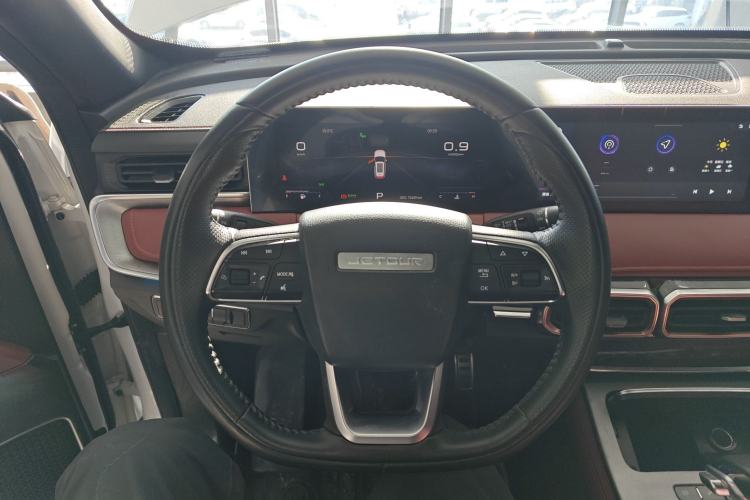 Used JETOUR X70 PLUS 2022 1.5T CVT Mountain 7-Seater