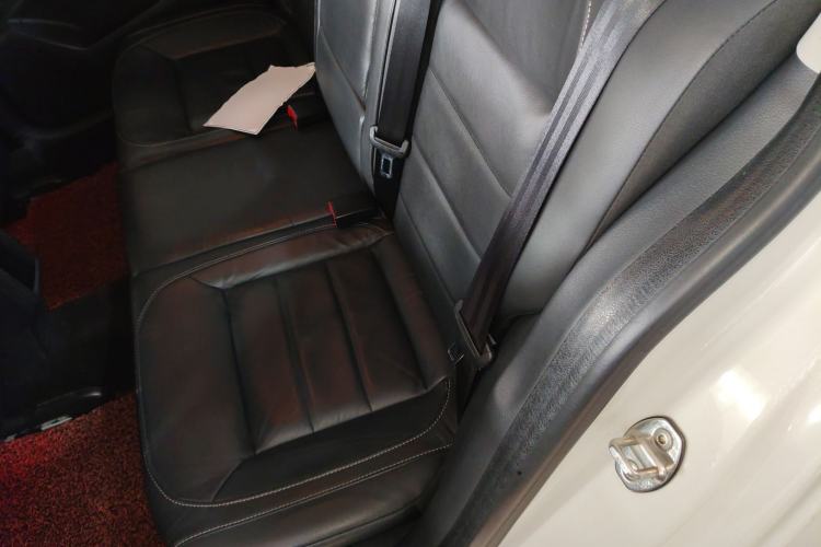 Used Volkswagen Lavida 2015 1.6L Automatic Comfort Edition
