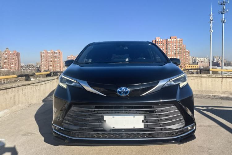 Used Toyota Sienna 2021 2.5L Hybrid Premium Edition