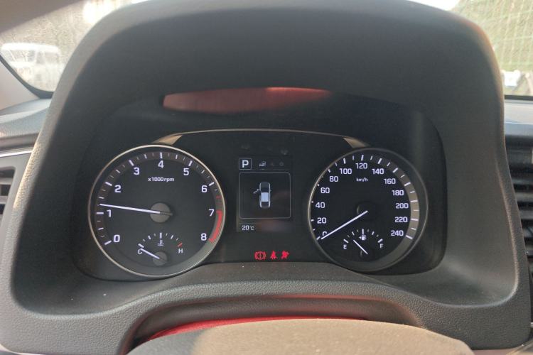 Used Hyundai Elantra (6th Generation / Lingdong) 2016 1.6L Automatic ZhiXuan – Elite Version