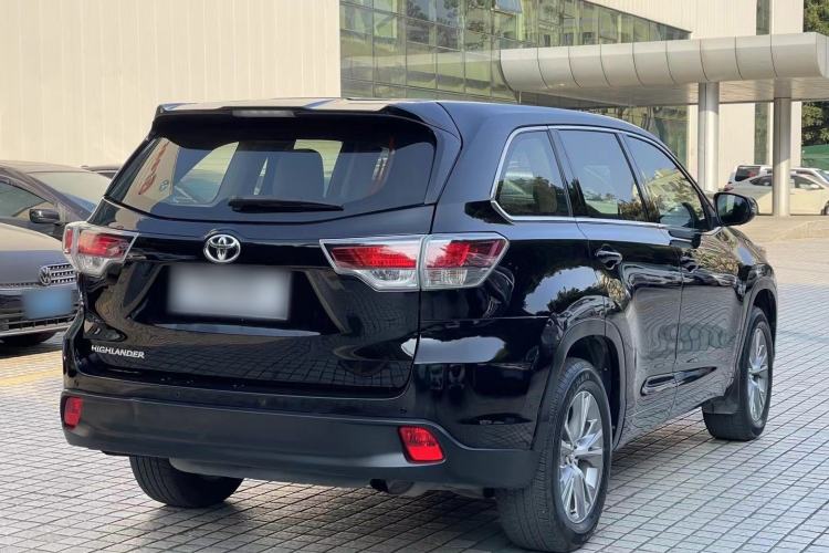 Used Toyota Highlander 2015 2.0T Two-Wheel Drive Elite Edition 5 Seats