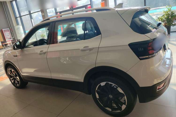 Used Volkswagen Tacqua 2021 280TSI DSG EnjoyPro Smart Connectivity Version
