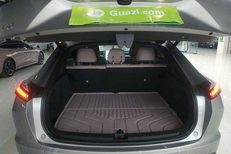 Used ONVO L60 2024 60 kWh Rear-Drive Version
