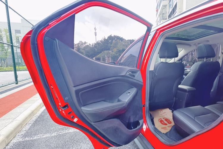 Used BYD Yuan New Energy 2018 EV360 Smart Connect Cool Edition
