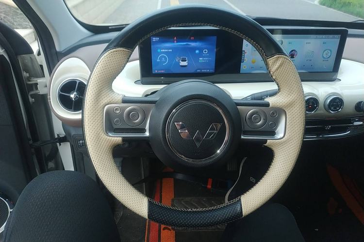 Used Wuling Bingo 2023 333 km Enjoyment Version
