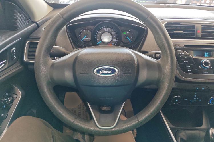 Used Ford Escort 2019 Revised Version 1.5L Manual Quality Enjoyment Type China VI Standard