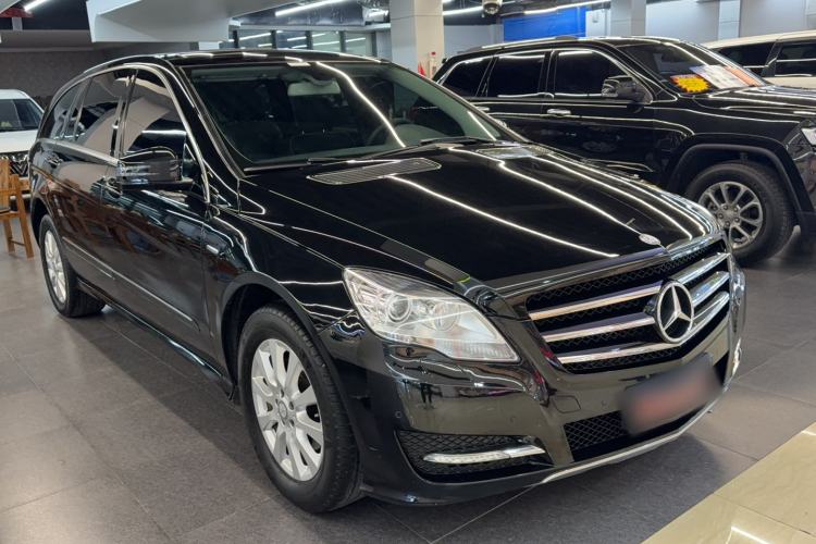 Used Mercedes-Benz R-Class 2017 R 320 4MATIC Business Edition Prestige Model