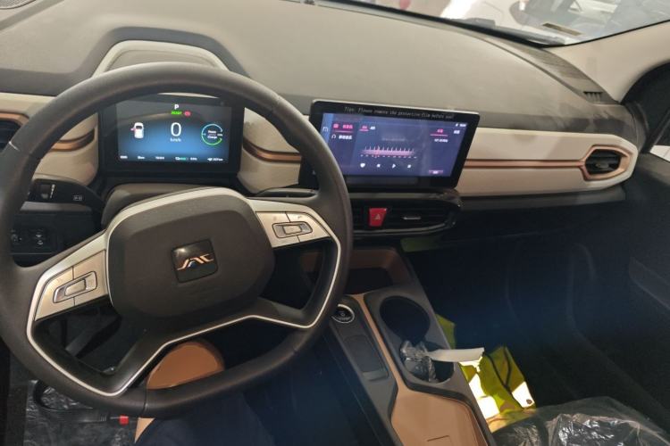 Used  E10X 2024 Charming Edition 301km Lite
