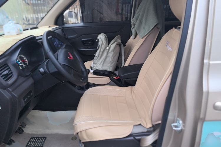 Used Wuling Hongguang V 2022 1.5L Enjoy Edition Electric-Powered LAR
