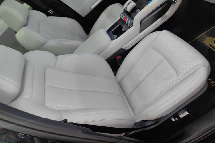 Used  Titanium 3 2025 501 km Range Rear-Wheel Drive Intelligent Driving Max Edition
