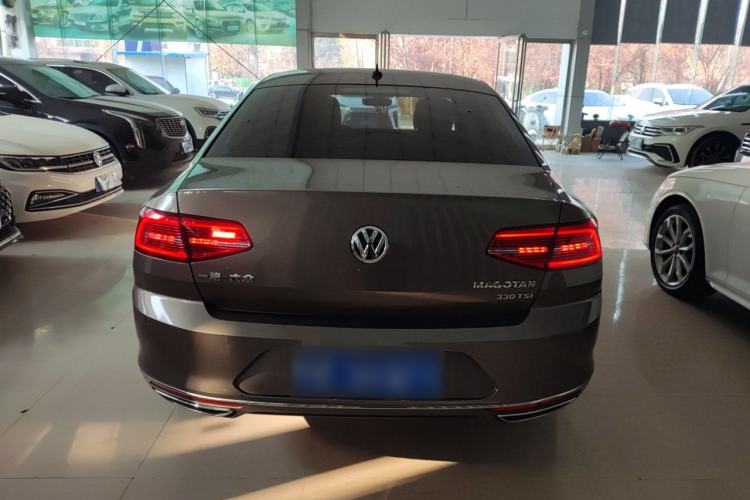 Used Volkswagen Magotan 2019 330TSI DSG Luxury Version China VI Standard
