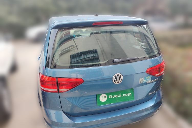 Used Volkswagen Touran 2016 Volkswagen Touran L 280TSI Manual Trend Edition
