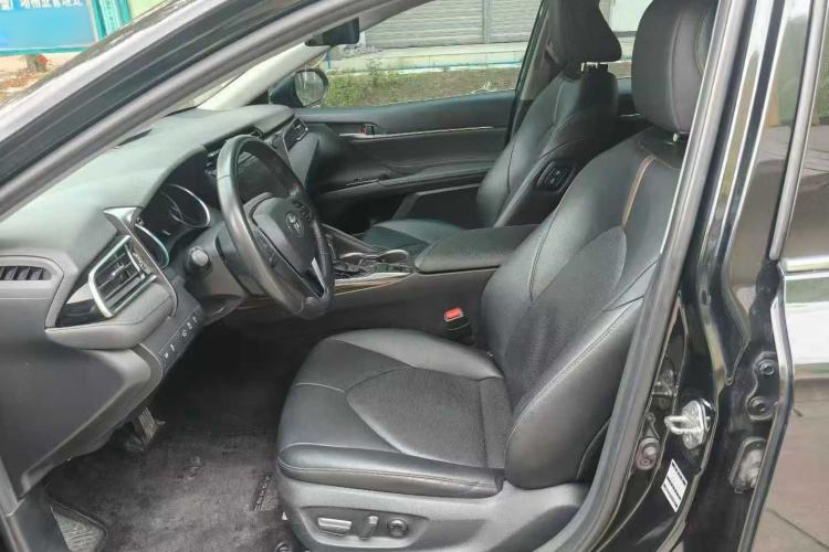 Used Toyota Camry 2019 2.0G Luxury Edition China VI Standard