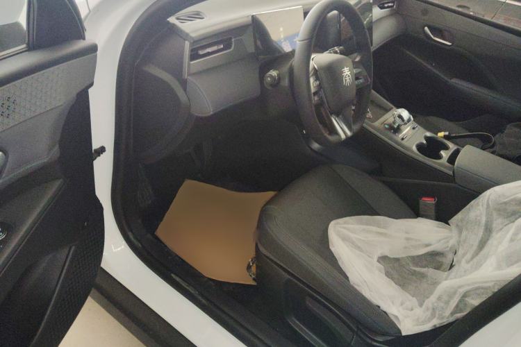 Used BYD Qin PLUS 2025 DM-i Smart Drive 55KM Leading Model