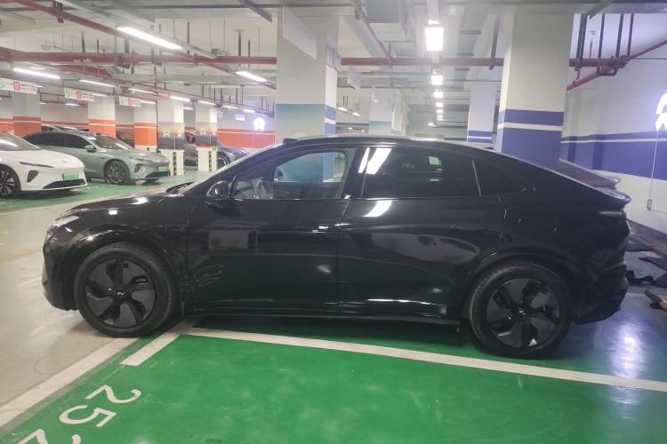 Used ONVO L60 2024 60 kWh Rear-Drive Version