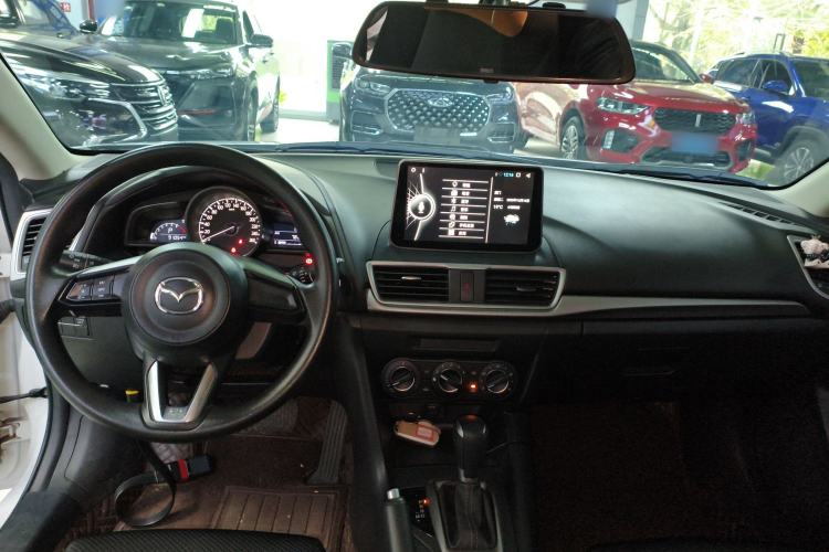 Used Mazda Mazda 3 Axela 2017 Sedan 1.5L Automatic Comfort Model Emission Standard China V
