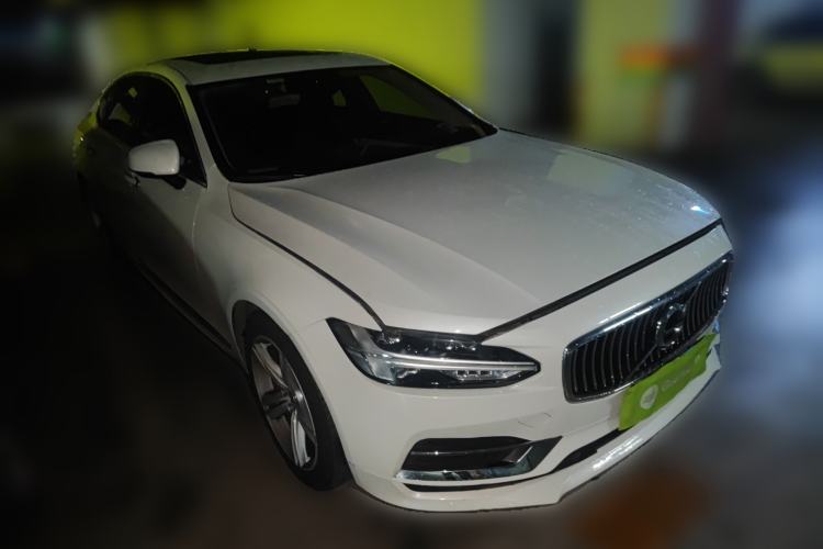 Used Volvo S90 2019 T4 Zhiyi Edition
