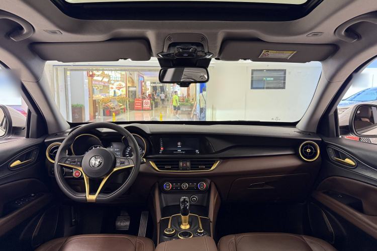 Used Alfa Romeo Stelvio 2017 2.0T 200HP Elite Edition
